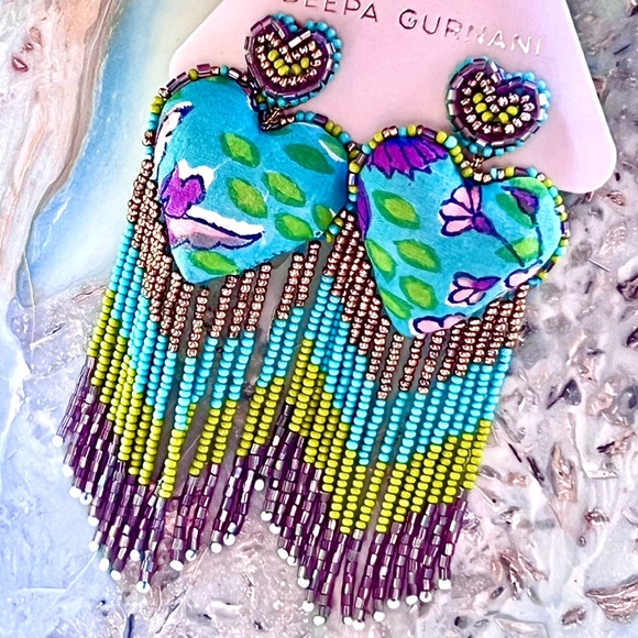 NWT Deepa Gurnani Beaded Heart Fringe Chandeliers - Picture 2 of 15